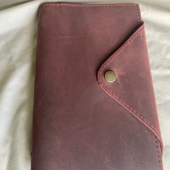 Portland leather Merlot large snap journal - Picture 1 of 6